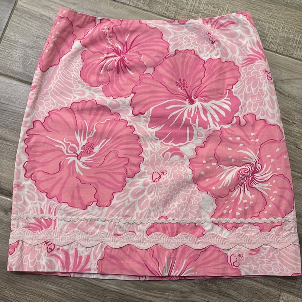Lilly Pulitzer size 2 pink and white vintage white label skirt
